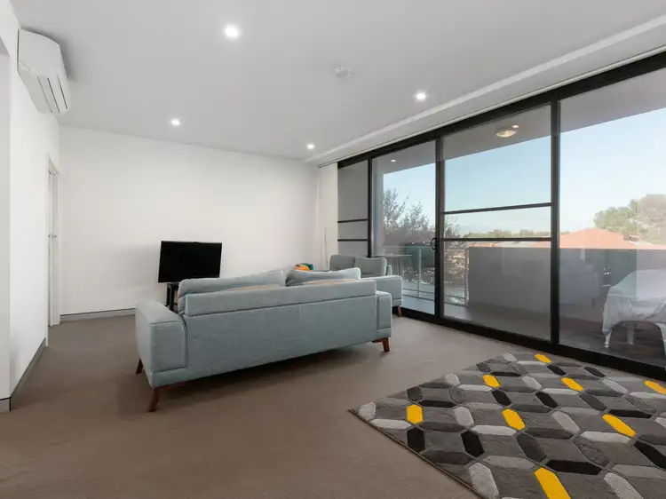 6/47 Carden Drive, Cannington WA 6107
