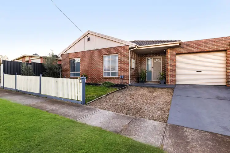 4 Almurta Avenue, Coolaroo VIC 3048