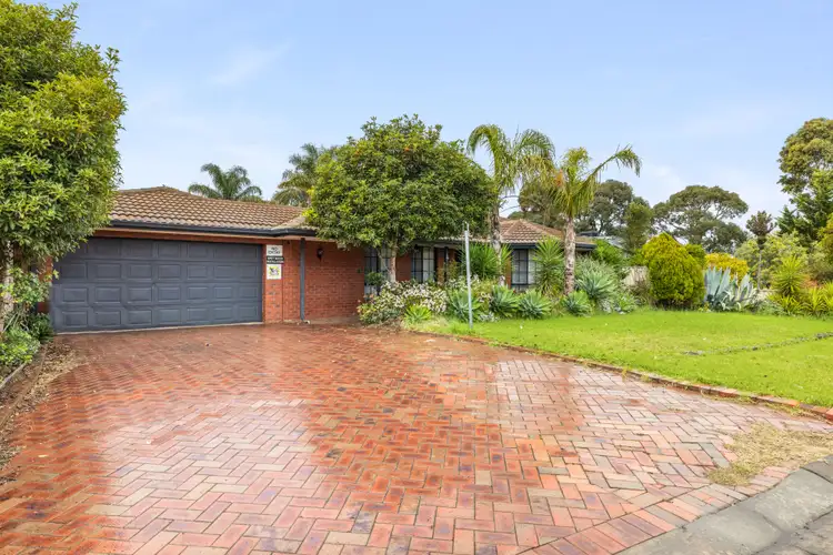 4 Poltava Walk, Delahey VIC 3037