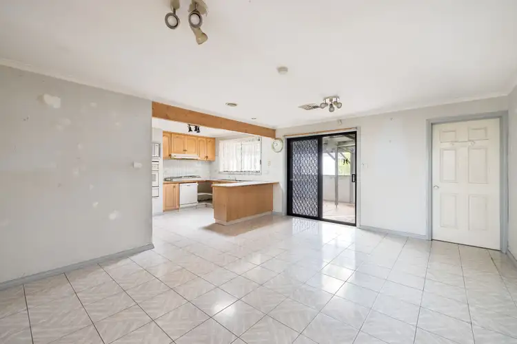 Fifth view of Homely house listing, 4 Poltava Walk, Delahey VIC 3037