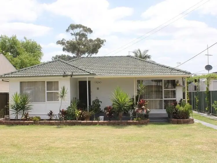 11 Dartford Street, Mount Pritchard NSW 2170