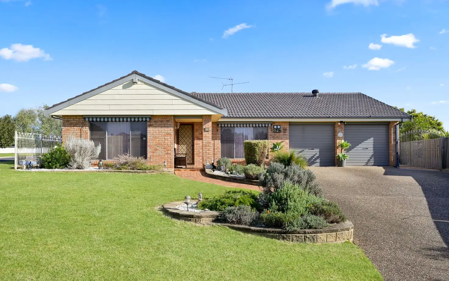 Main view of Homely house listing, 4 Swiveller Close, Ambarvale NSW 2560