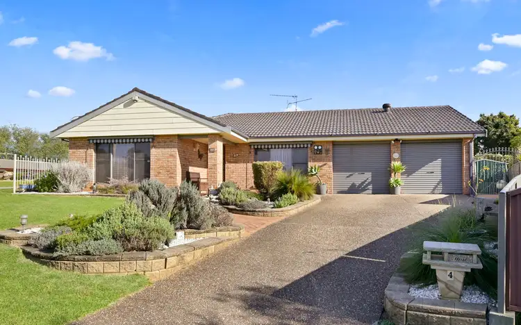 Second view of Homely house listing, 4 Swiveller Close, Ambarvale NSW 2560