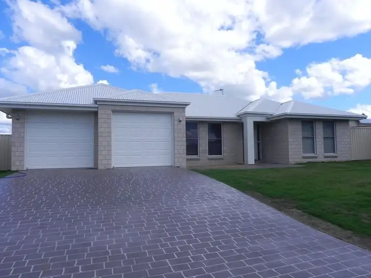 4 Hain Close, Pittsworth QLD 4356