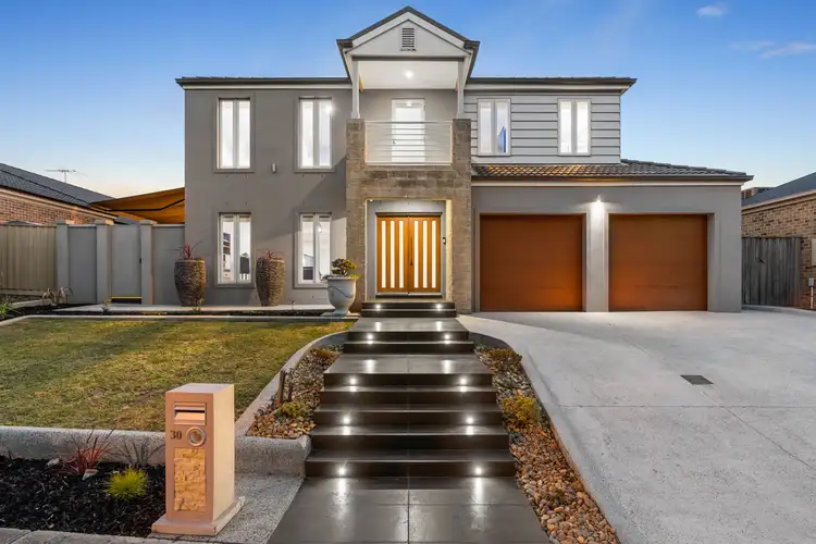 30 Bridgewater Boulevard, Berwick VIC 3806
