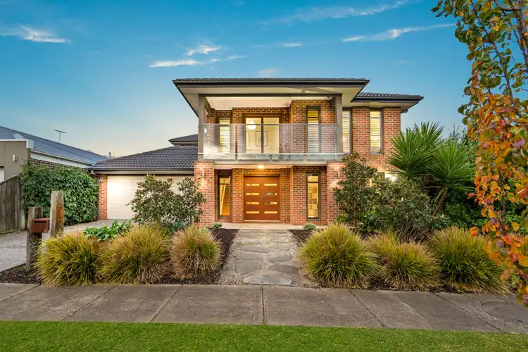 39 Old Course Crescent, Deer Park VIC 3023