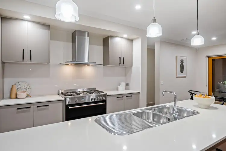 Fifth view of Homely house listing, 26 Bloomfield Drive, South Morang VIC 3752