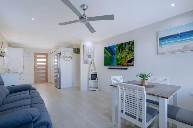 Third view of Homely villa listing, 2/592 Oxley Avenue, Scarborough QLD 4020