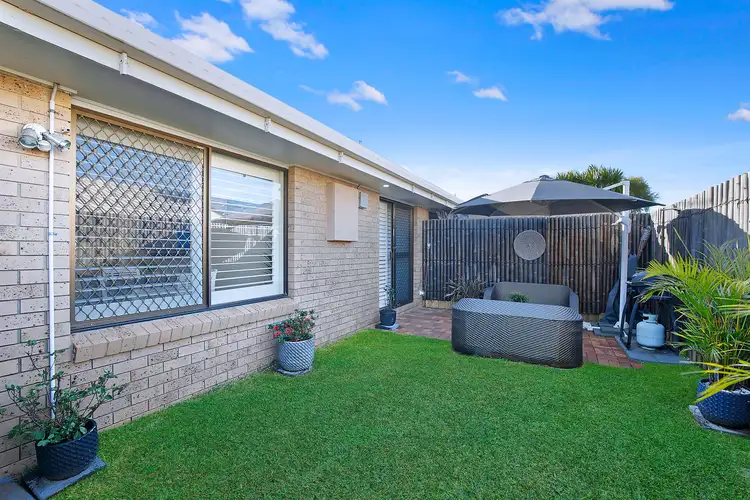 Fifth view of Homely villa listing, 2/592 Oxley Avenue, Scarborough QLD 4020