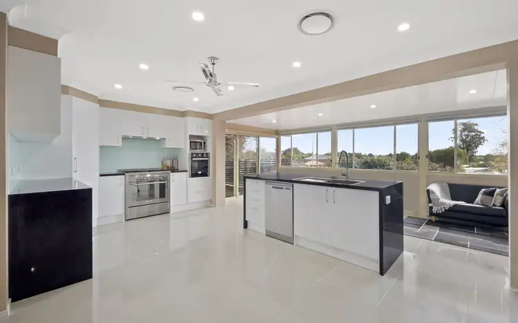 Sixth view of Homely house listing, 2 Newtimber Circuit, St Clair NSW 2759