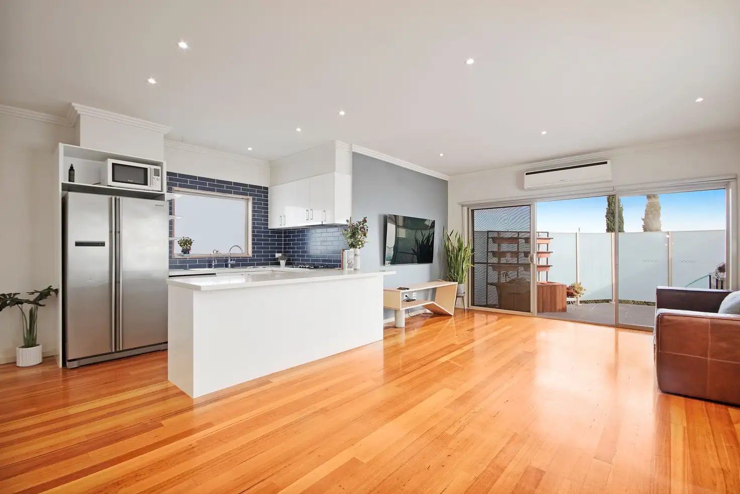 Main view of Homely unit listing, 15/13 Elsey Road, Reservoir VIC 3073