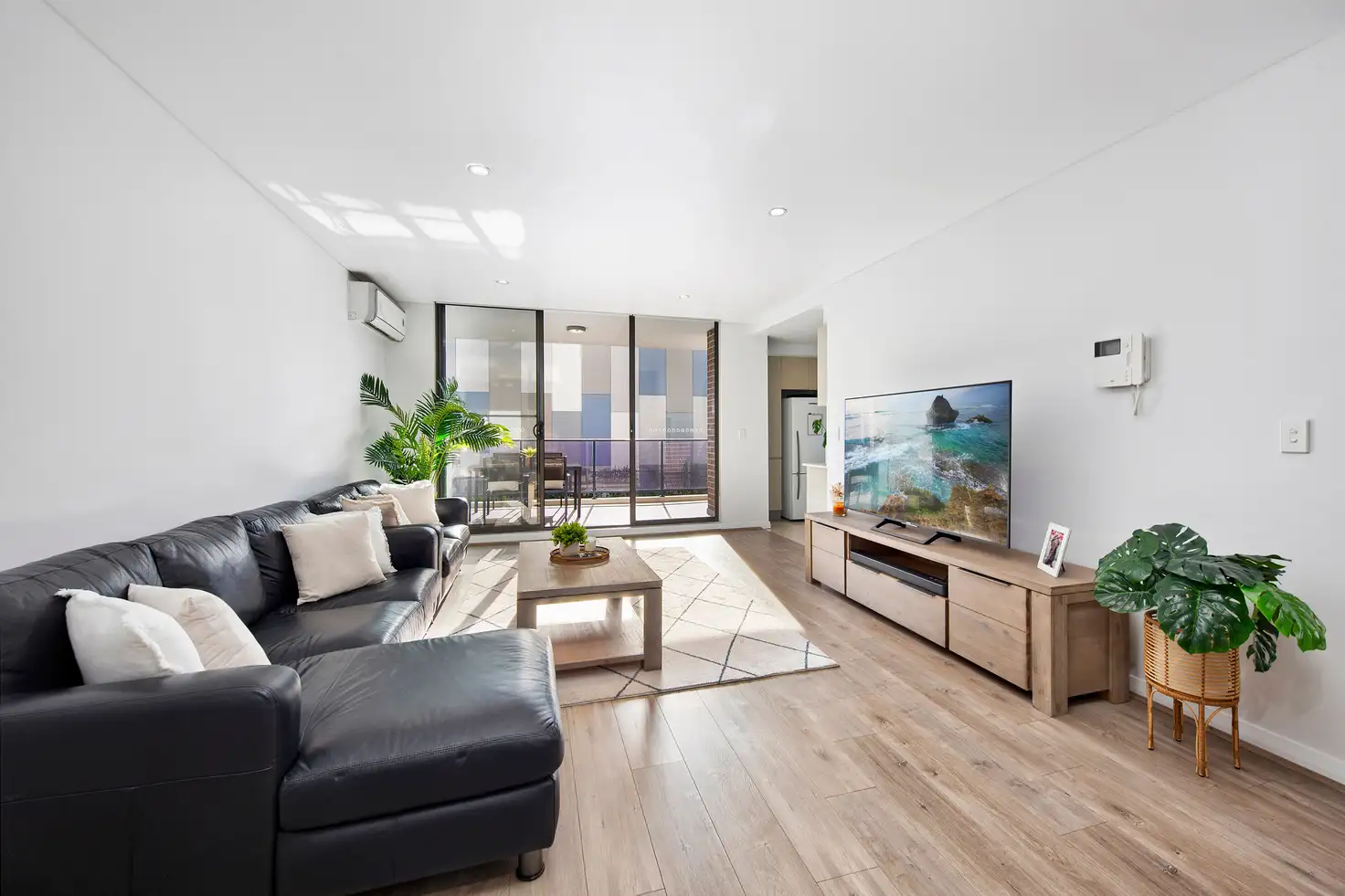 Main view of Homely apartment listing, 9/10-18 Robertson Street, Sutherland NSW 2232