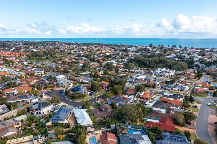 Second view of Homely house listing, 7 Volute Place, Mullaloo WA 6027