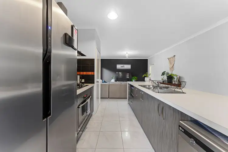 Seventh view of Homely house listing, 7 Jennings Way, Baldivis WA 6171