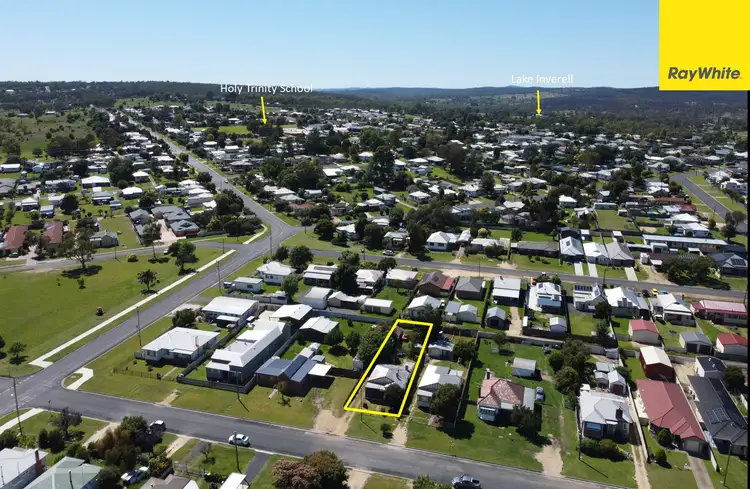 51 Greaves Street, Inverell NSW 2360