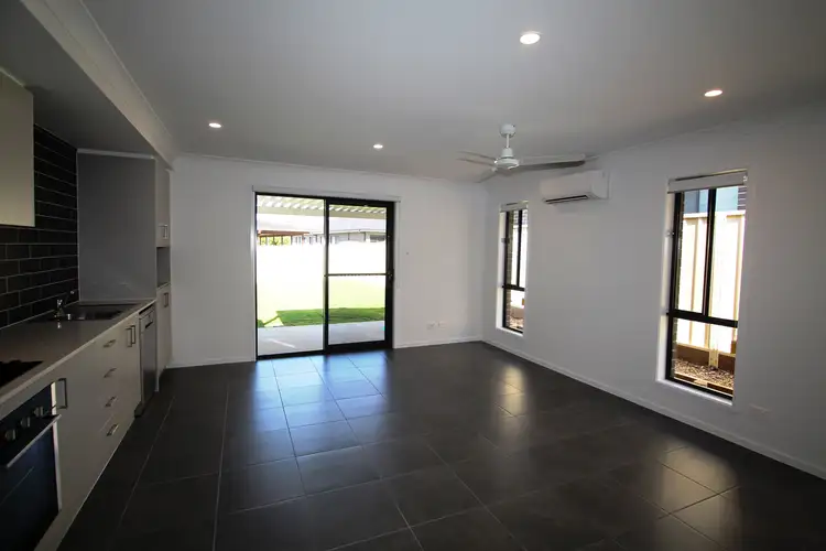 Second view of Homely semi-detached listing, 2/9 Burril Street, Bellbird NSW 2325