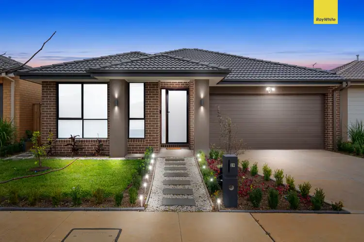 29 Houston Drive, Thornhill Park VIC 3335