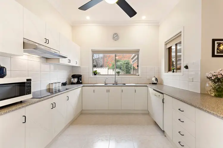 Sixth view of Homely house listing, 4 Chelsea Court, Thomastown VIC 3074