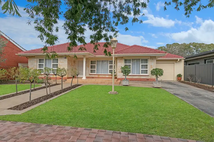 17 Roland Road, Rostrevor SA 5073