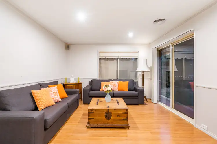 Sixth view of Homely house listing, 24 Sovereign Way, Hillside VIC 3037