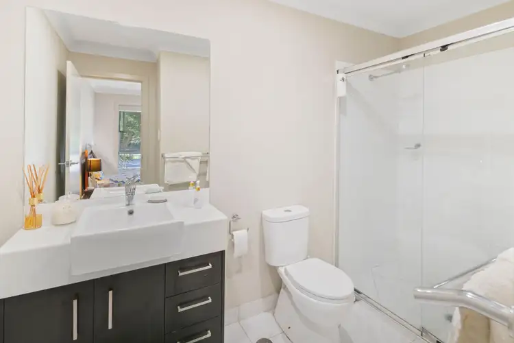 Fifth view of Homely house listing, 2/32 Denham Circuit, Willow Vale QLD 4209