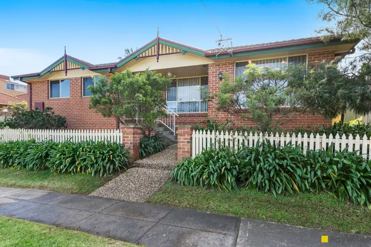 Main view of Homely unit listing, 1/13-15 Russell Street, Woonona NSW 2517