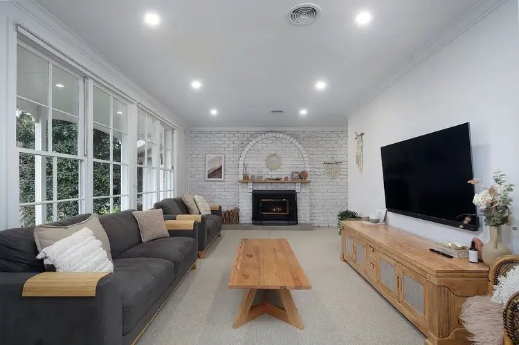 Third view of Homely house listing, 11 Carisbrook Court, Langwarrin VIC 3910