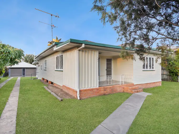 Second view of Homely house listing, 121 Queen Street, Maryborough QLD 4650