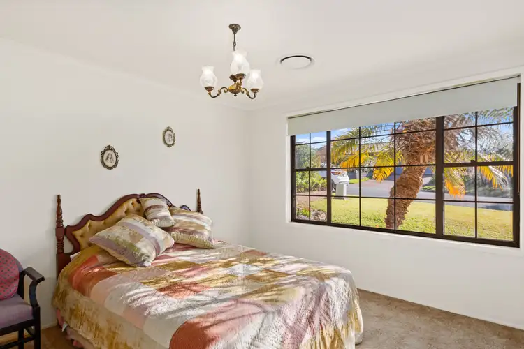 Fifth view of Homely house listing, 5 Sunray Crescent, Horsley NSW 2530
