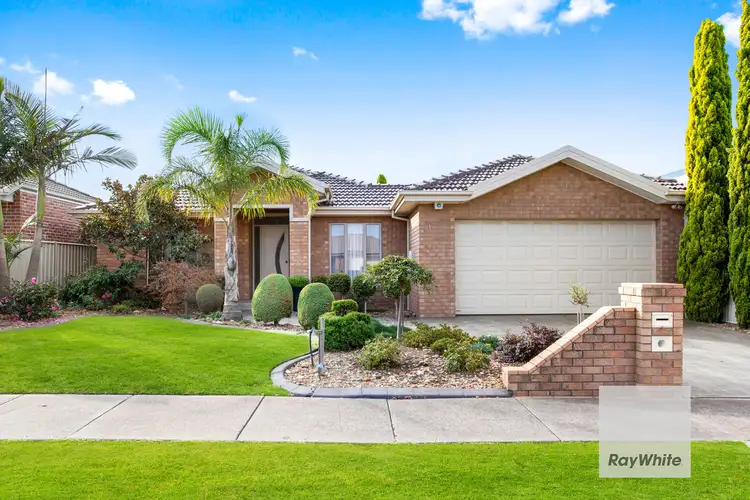 1 Maple Court, Taylors Hill VIC 3037