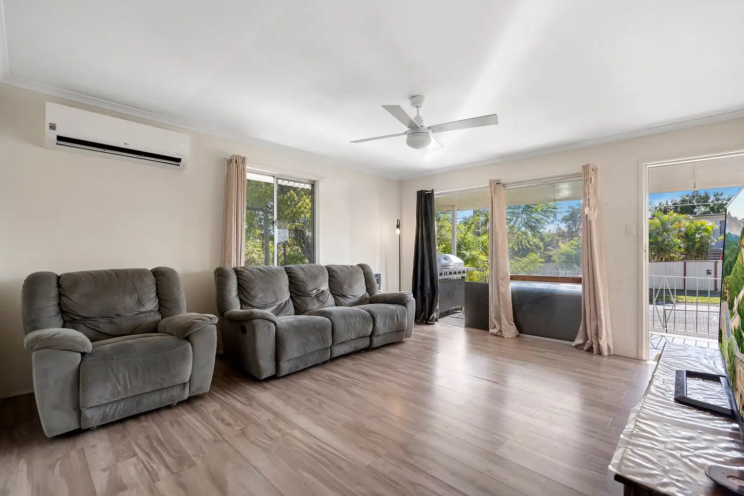Main view of Homely house listing, 10 Karabil Street, Kingston QLD 4114