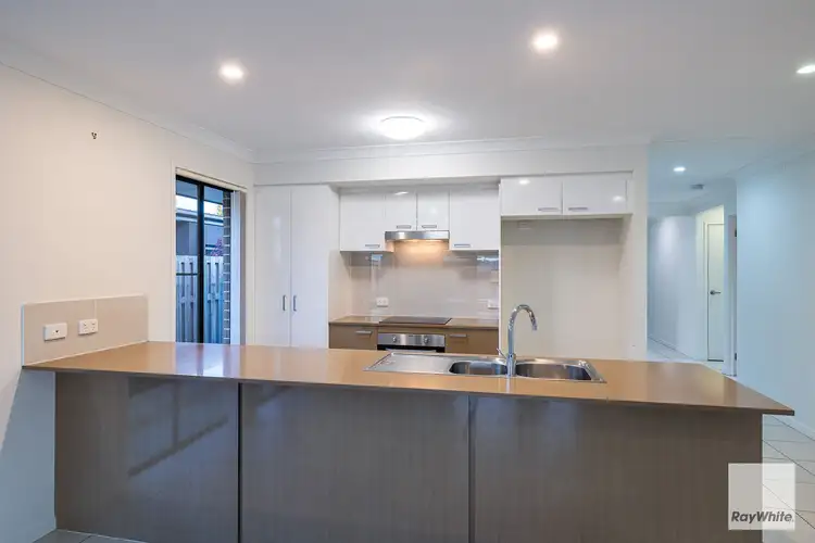 Second view of Homely house listing, 28 Rowe Crescent, Thornlands QLD 4164