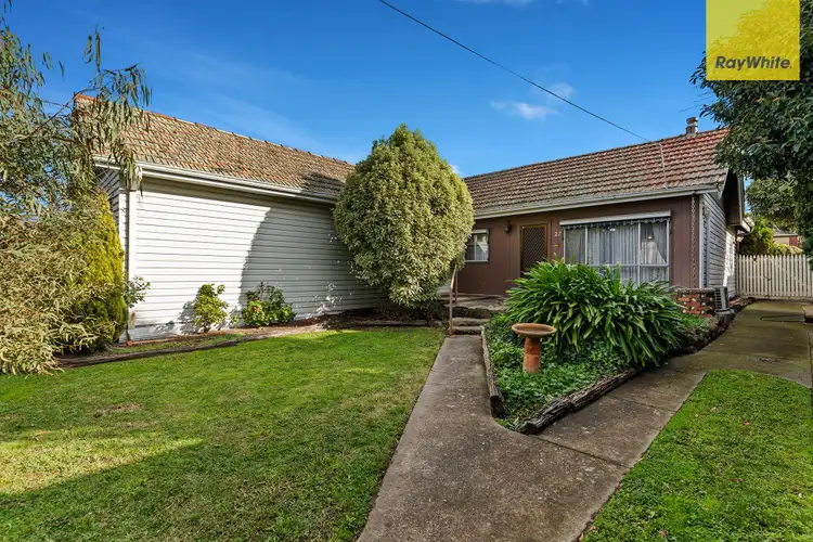 Second view of Homely house listing, 27 Ivanhoe Avenue, St Albans VIC 3021