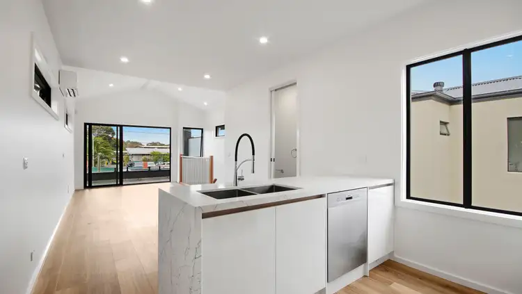 Sixth view of Homely townhouse listing, 4/34 Tyler Street, Preston VIC 3072