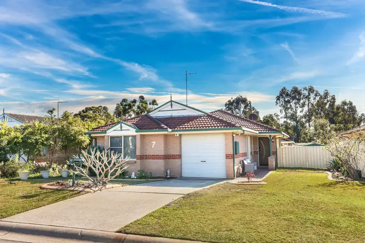 7 Lynx Place, Cranebrook NSW 2749