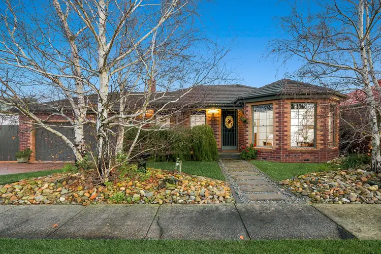 25 Murndal Court, Berwick VIC 3806
