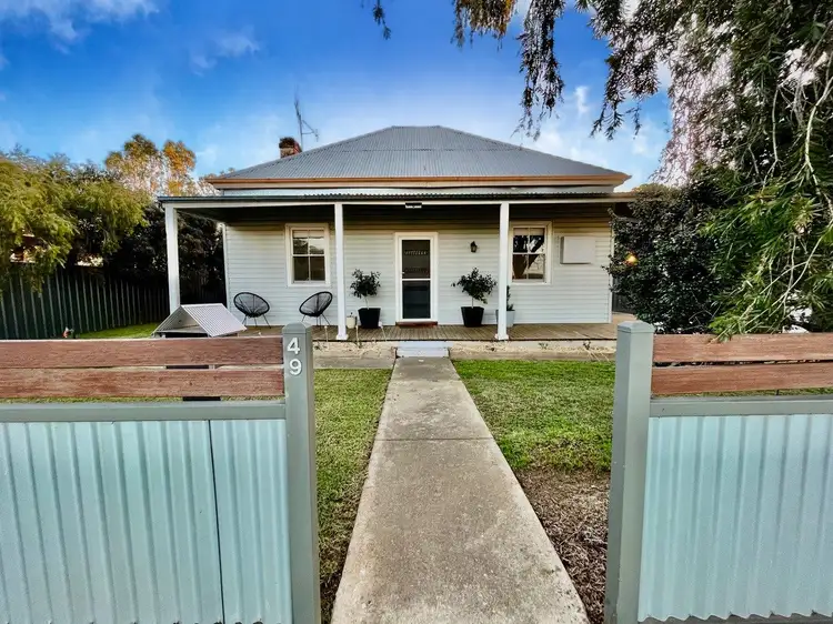 49 Flint Street, Forbes NSW 2871