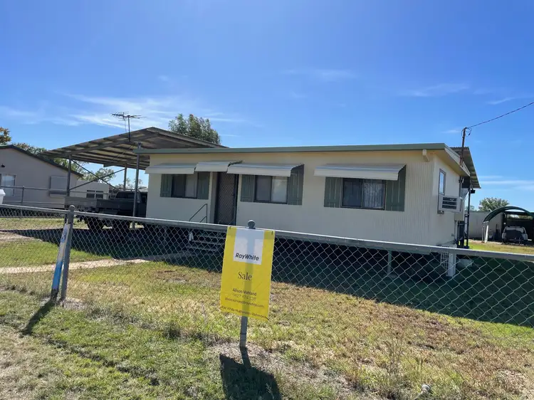 11 Hammond Street, Hughenden QLD 4821