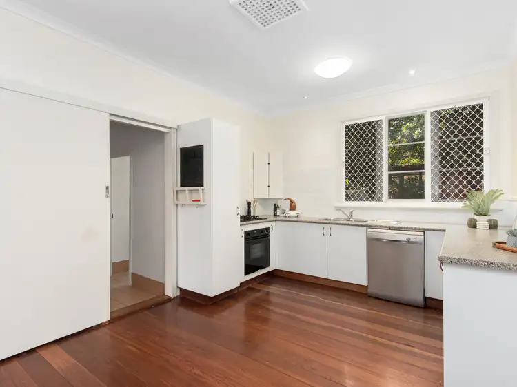 Fifth view of Homely house listing, 1/89 Walpole Street, St James WA 6102