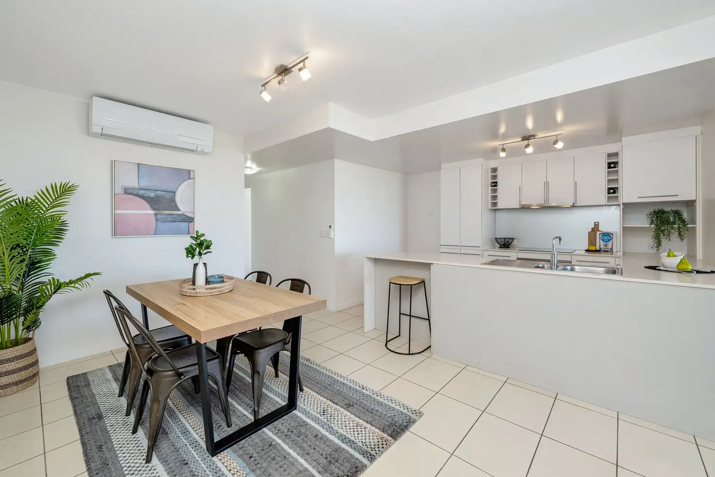 Main view of Homely unit listing, 29/8-32 Stanley Street, Townsville City QLD 4810