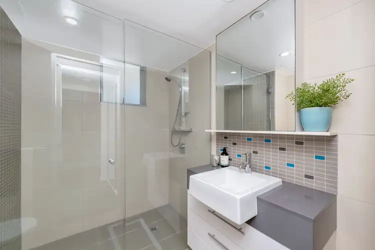 Fifth view of Homely unit listing, 29/8-32 Stanley Street, Townsville City QLD 4810