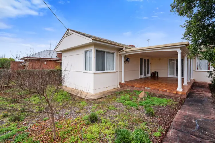 7 Heath Street, Turvey Park NSW 2650