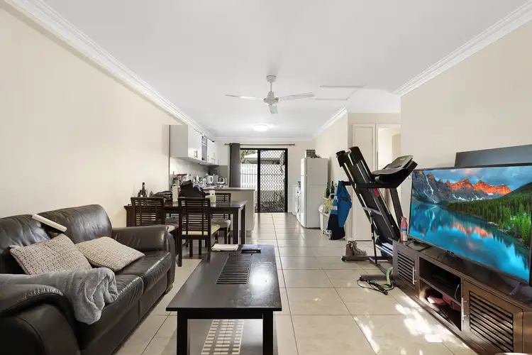 Fifth view of Homely house listing, 1/14 Esmond Street, Emerald QLD 4720