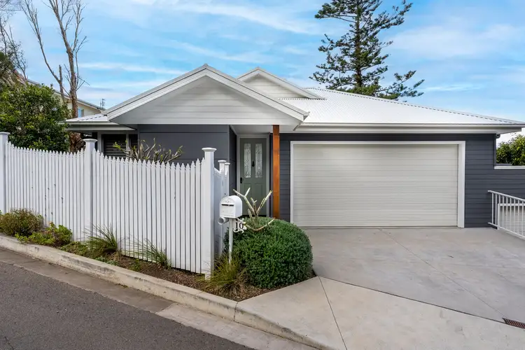 Main view of Homely house listing, 10 Tuckerman Lane, Coledale NSW 2515