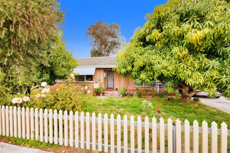 27 Russell Street, Morley WA 6062