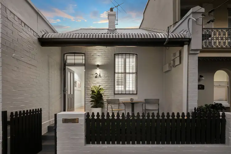 2a Commodore Street, Newtown NSW 2042