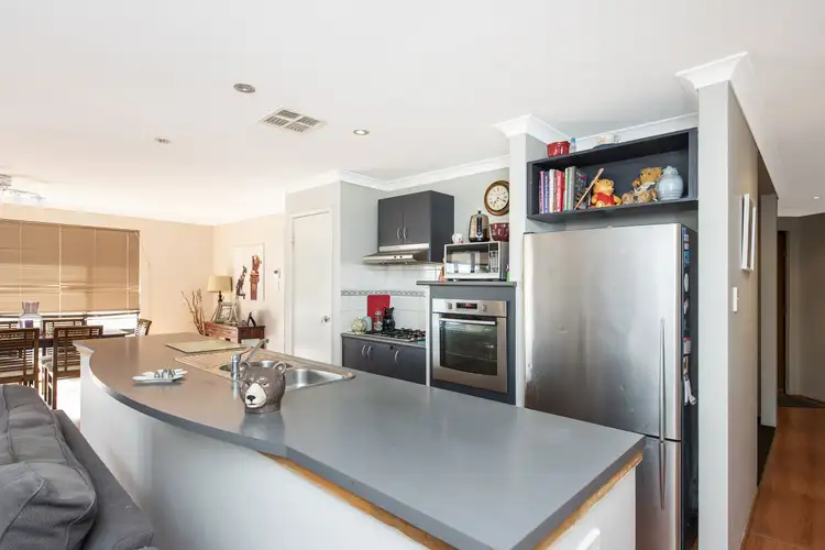Sixth view of Homely house listing, 2 Goodchild Way, Baldivis WA 6171