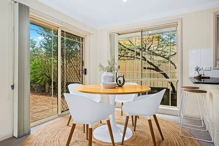 Third view of Homely villa listing, 4/2-4 Bellevue Road, Figtree NSW 2525