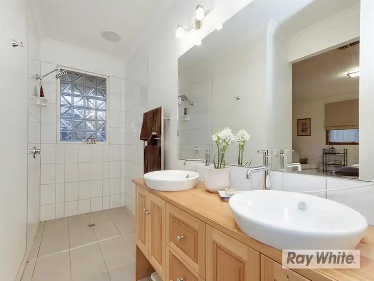 Fourth view of Homely house listing, 3 Woodrush Drive, Langwarrin VIC 3910
