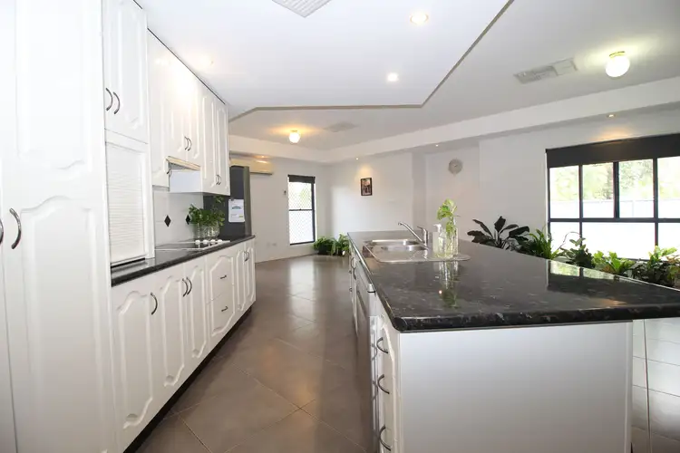 Seventh view of Homely house listing, 8 Peggy Court, Emerald QLD 4720